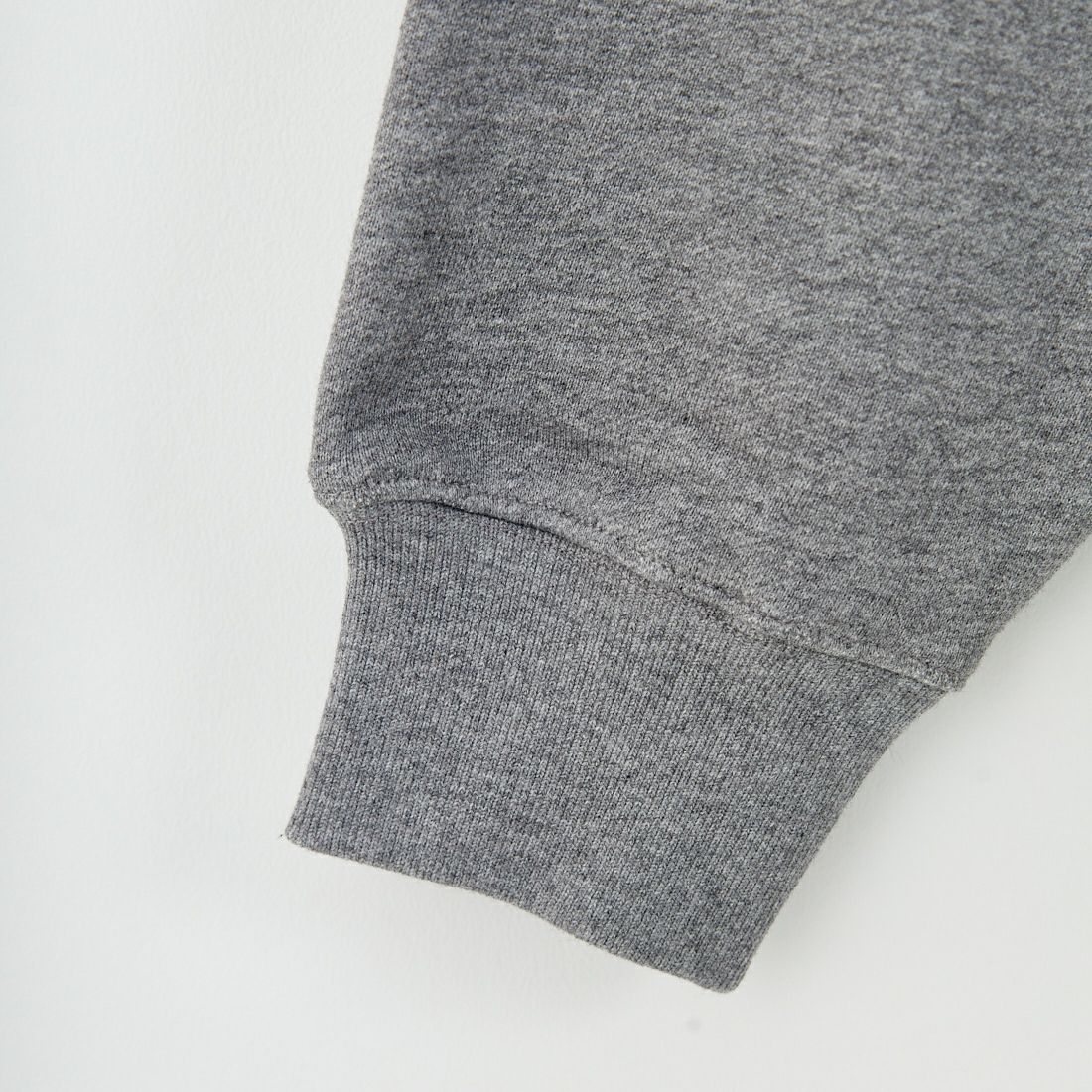 MAISON KITSUNE [メゾン キツネ] PILLAR コンフォートフーディ [PM00701KM0341] H131 M.GRE