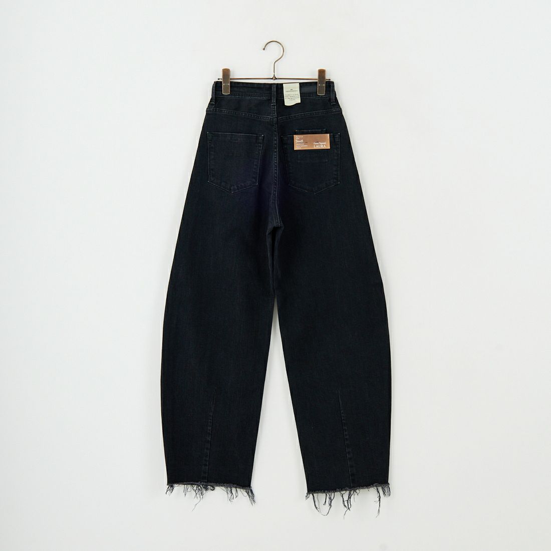 YANUK [ヤヌーク] カーブテーパード LAURA/ローラ [57153299] CBK