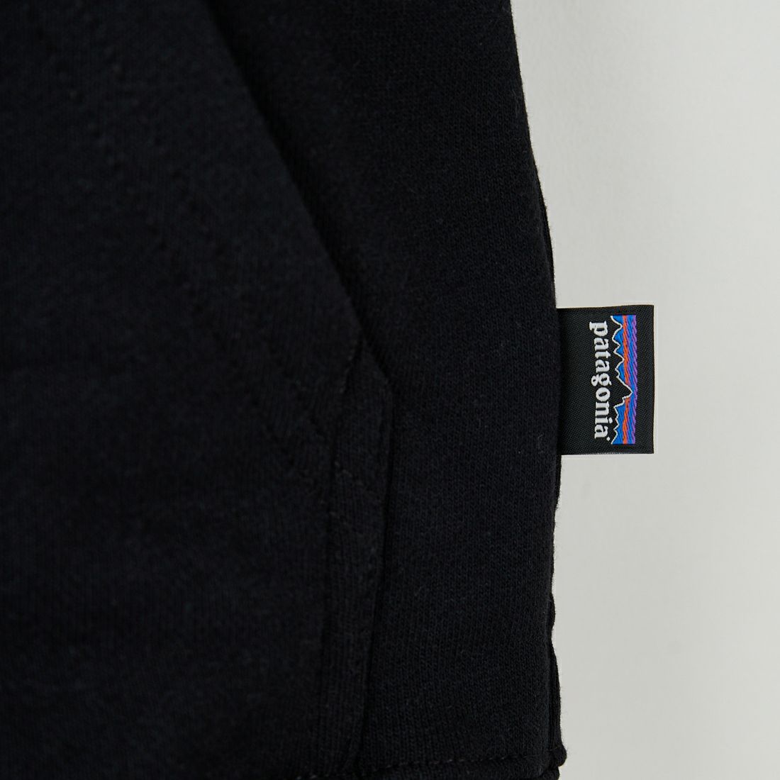 patagonia [パタゴニア] ロング ウェイ ラウンド アップライザル フーディ [39719] BLK