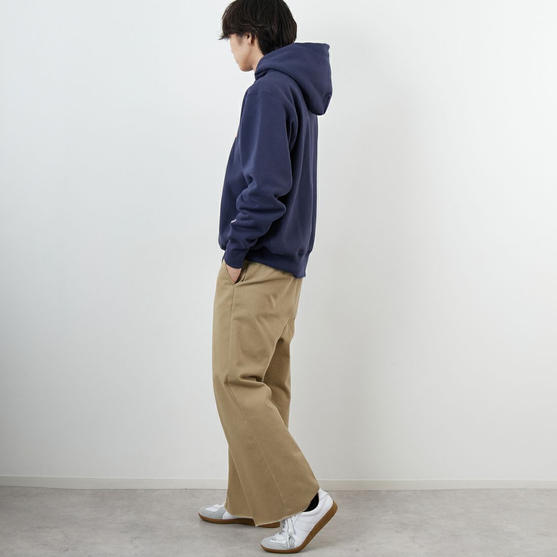 Champion [チャンピオン] リバースウィーブ(R) フーデッドスウェットシャツ [C3-C112] 386 ﾀﾞｰｸﾈｲ &&モデル身長：179cm 着用サイズ：XXL&&