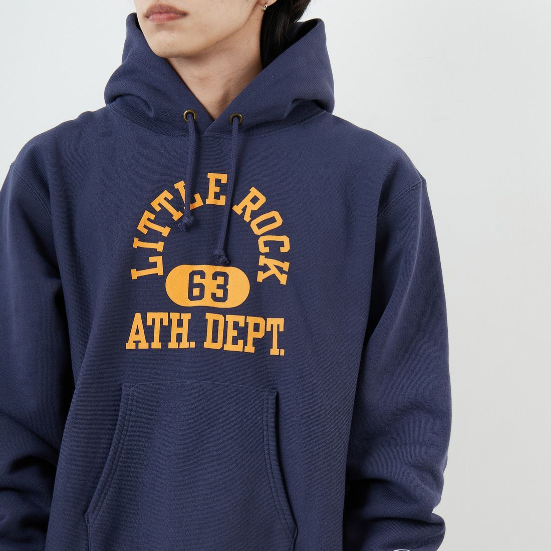 Champion [チャンピオン] リバースウィーブ(R) フーデッドスウェットシャツ [C3-C112] 386 ﾀﾞｰｸﾈｲ &&モデル身長：179cm 着用サイズ：XXL&&