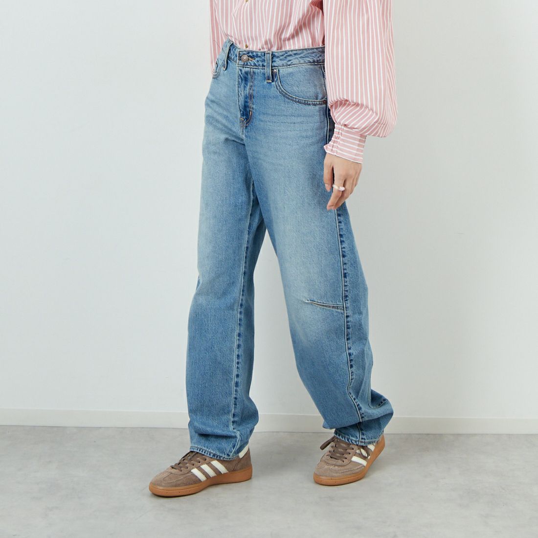 LEVI'S [リーバイス] バギーダッドバレルジーンズ [0039A-00] 02 &&モデル身長：162cm 着用サイズ：25&&