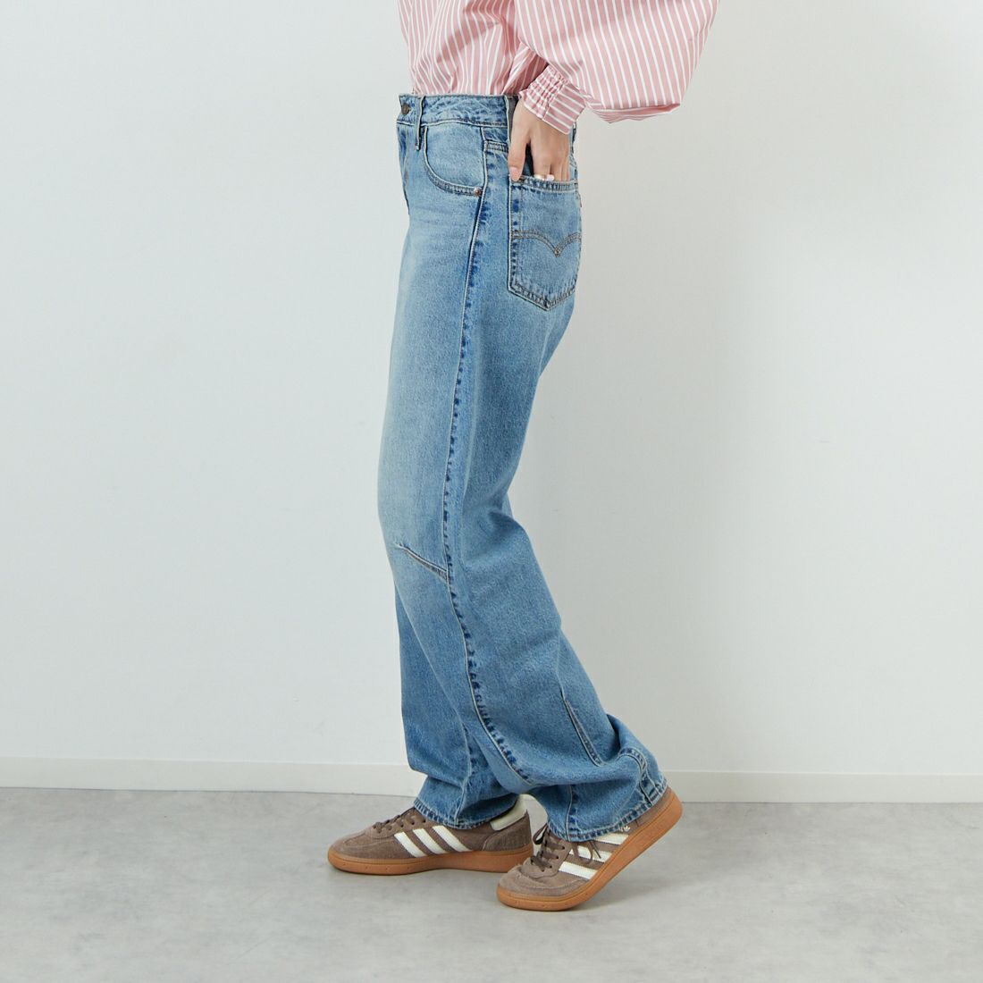 LEVI'S [リーバイス] バギーダッドバレルジーンズ [0039A-00] 02 EASY DA &&モデル身長：162cm 着用サイズ：25&&