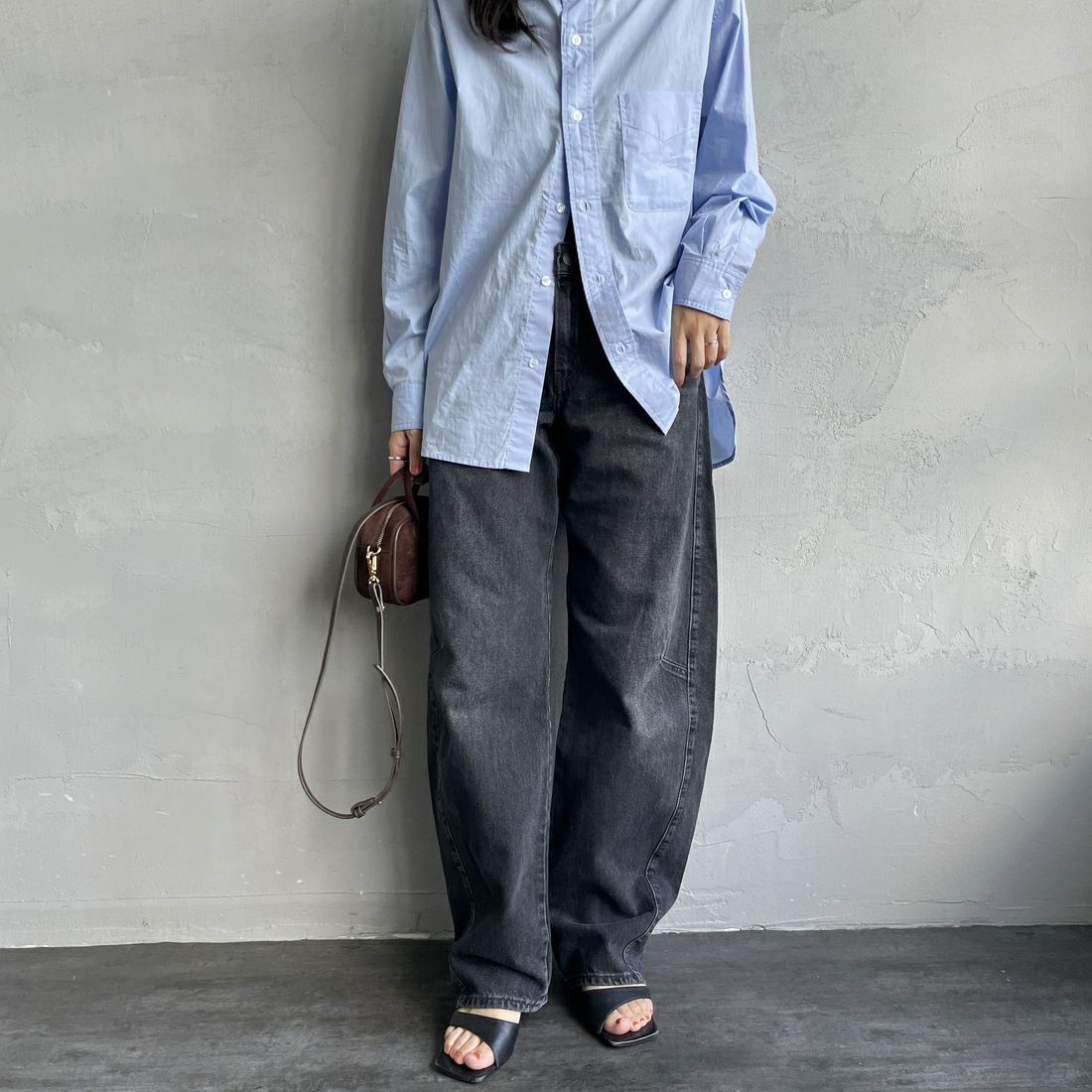 LEVI'S [リーバイス] バギーダッドバレルジーンズ [0039A-00] 00 REBEL E &&モデル身長：160cm 着用サイズ：25&&