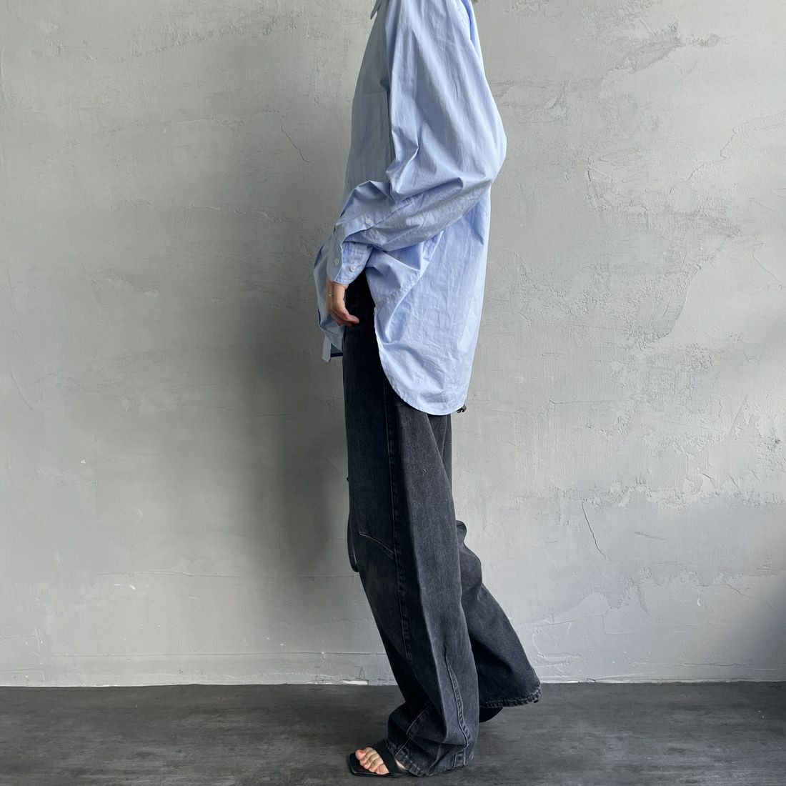 LEVI'S [リーバイス] バギーダッドバレルジーンズ [0039A-00] 00 REBEL E &&モデル身長：160cm 着用サイズ：25&&
