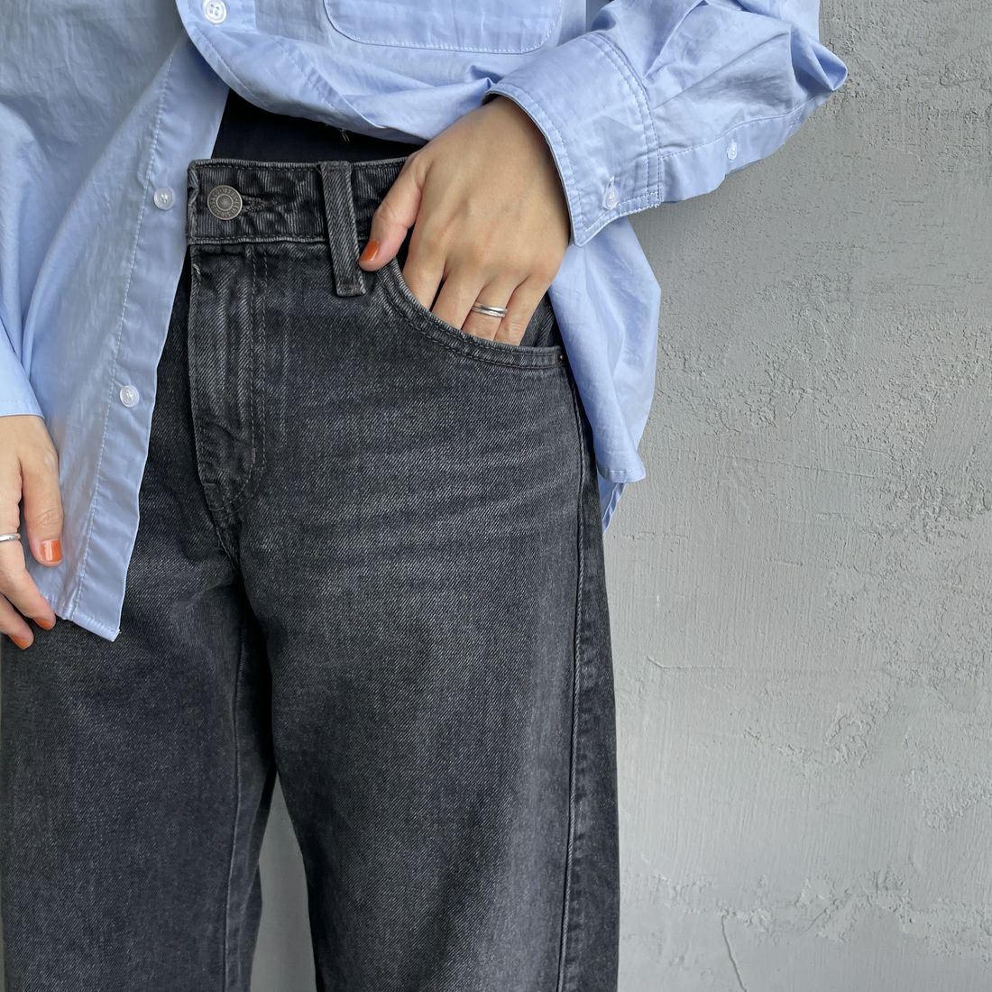 LEVI'S [リーバイス] バギーダッドバレルジーンズ [0039A-00] 00 REBEL E &&モデル身長：160cm 着用サイズ：25&&