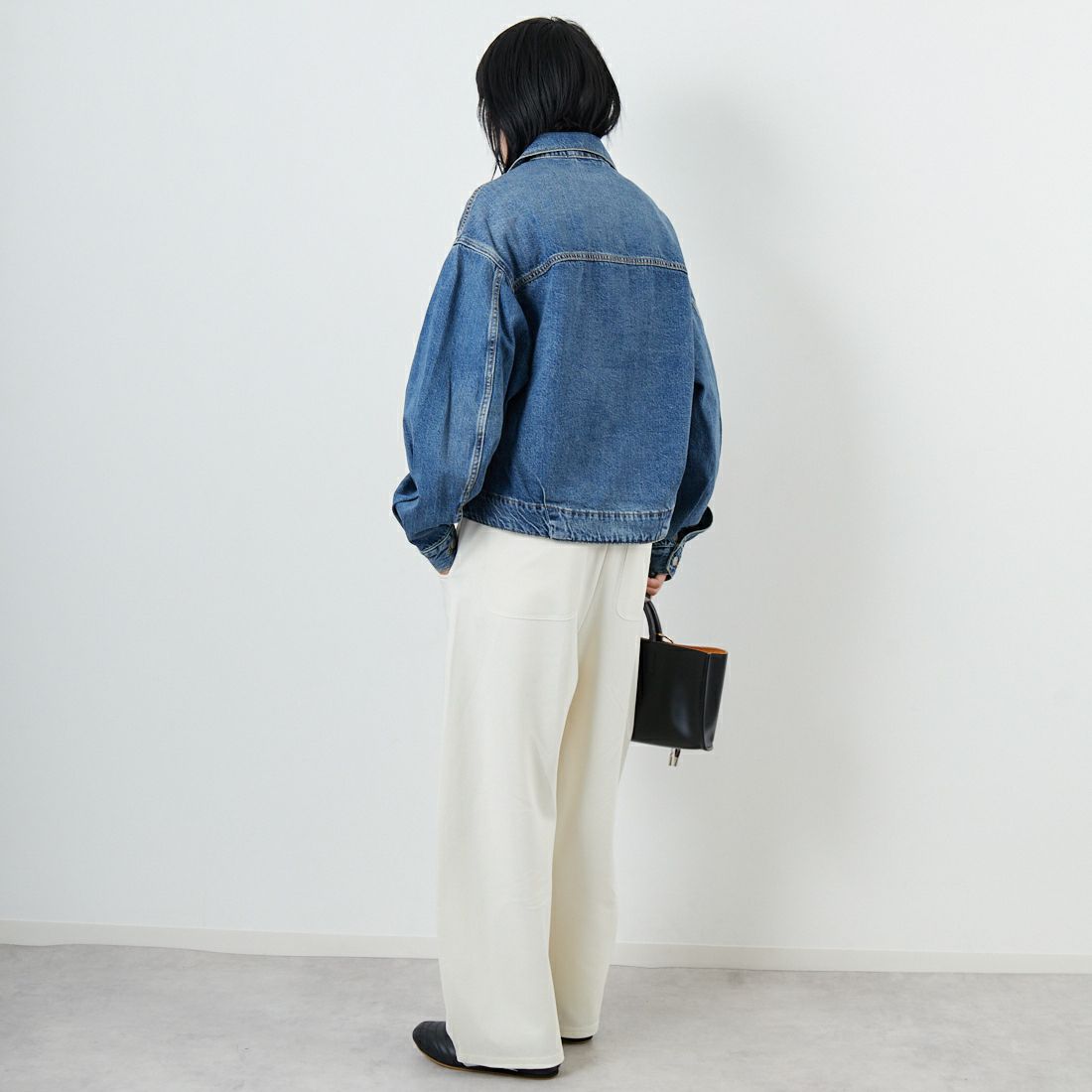 LEVI'S [リーバイス] バルーンスリーブ トラッカージャケット [003NQ-00] 03 &&モデル身長：167cm 着用サイズ：S&&