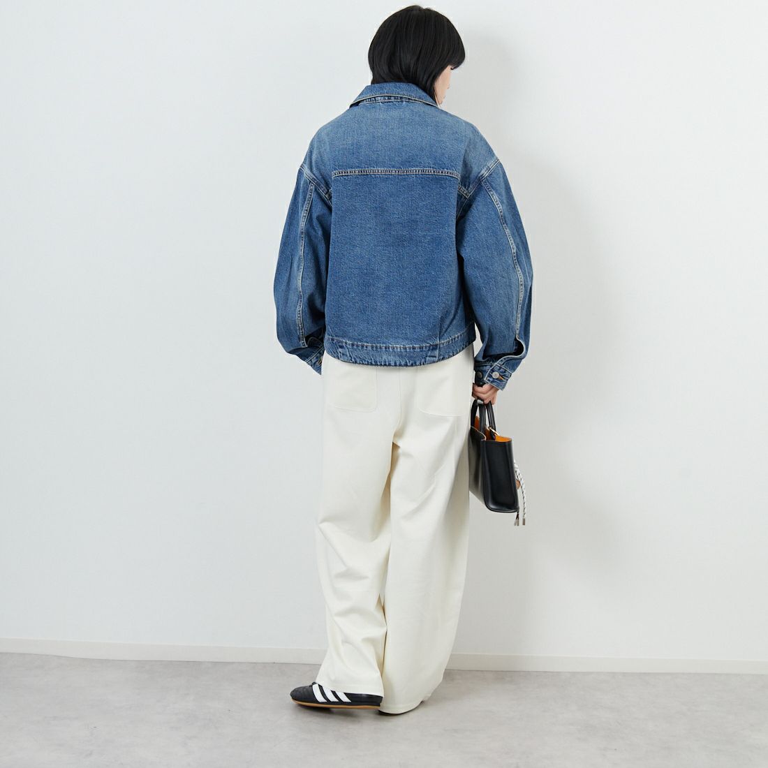 LEVI'S [リーバイス] バルーンスリーブ トラッカージャケット [003NQ-00] 03 &&モデル身長：167cm 着用サイズ：S&&