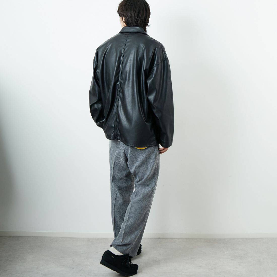 UNIVERSAL OVERALL [ユニバーサルオーバーオール] 別注 カバーオールジャケット [U2533225IN-JF] BLACK &&モデル身長：179cm 着用サイズ：L&&