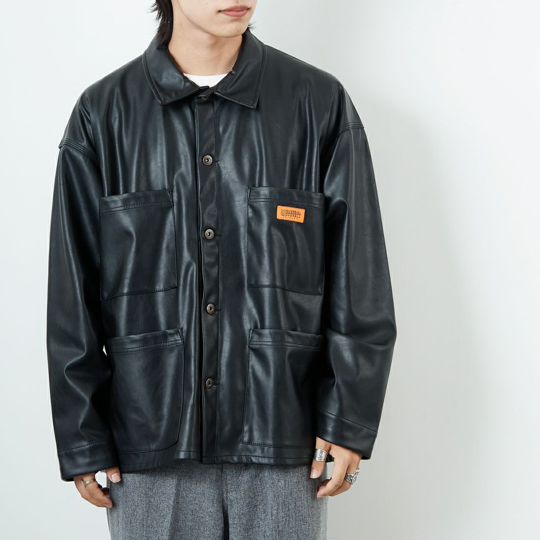 UNIVERSAL OVERALL [ユニバーサルオーバーオール] 別注 カバーオールジャケット [U2533225IN-JF] BLACK &&モデル身長：179cm 着用サイズ：L&&