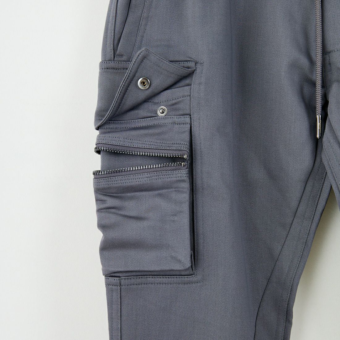 1PIU1UGUALE3 RELAX [ウノ ピゥ ウノ ウグァーレ トレ] スリムカーゴパンツ [USB-23093] SN082 D.GR