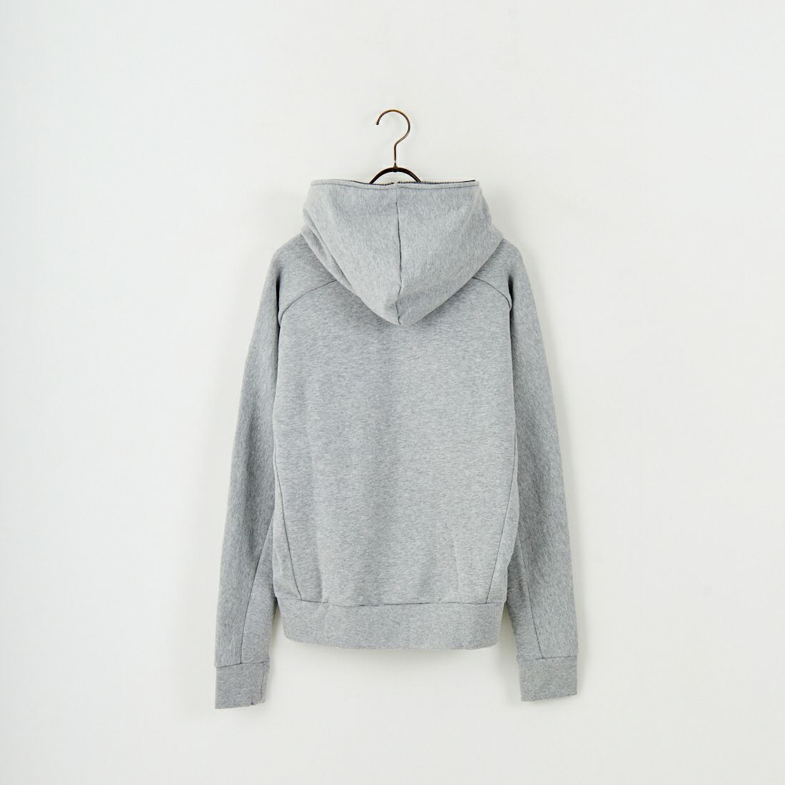 1PIU1UGUALE3 RELAX [ウノ ピゥ ウノ ウグァーレ トレ] パイピングロゴワイドスピンドルパーカー [USO-25148] SN80 GRAY