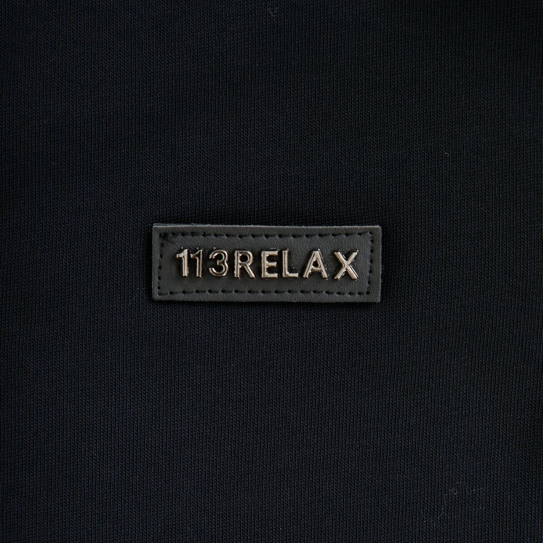 1PIU1UGUALE3 RELAX [ウノ ピゥ ウノ ウグァーレ トレ] プレートロゴロングTシャツ [UST-25134] SN90 BLACK