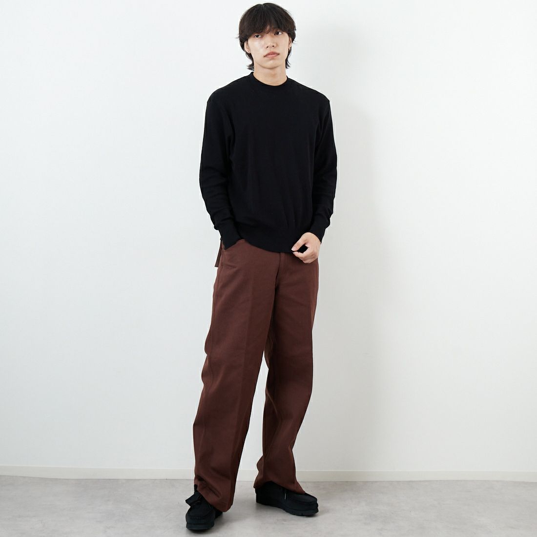 GICIPI [ジチピ] GIAGUARO クルーネックニットソー [2501A] NERO &&モデル身長：179cm 着用サイズ：4&&
