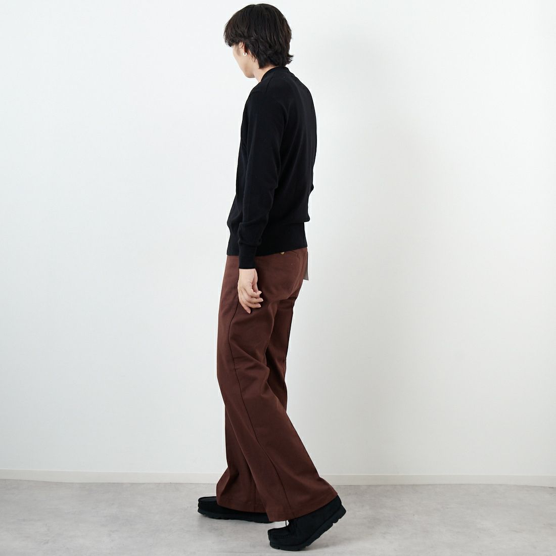 GICIPI [ジチピ] GIAGUARO クルーネックニットソー [2501A] NERO &&モデル身長：179cm 着用サイズ：4&&