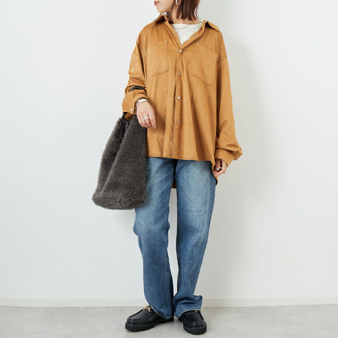 THE SHINZONE [ザ シンゾーン] スエードシャツ [25AMSBL03] 48 BROWN &&モデル身長：159cm 着用サイズ：F0&&