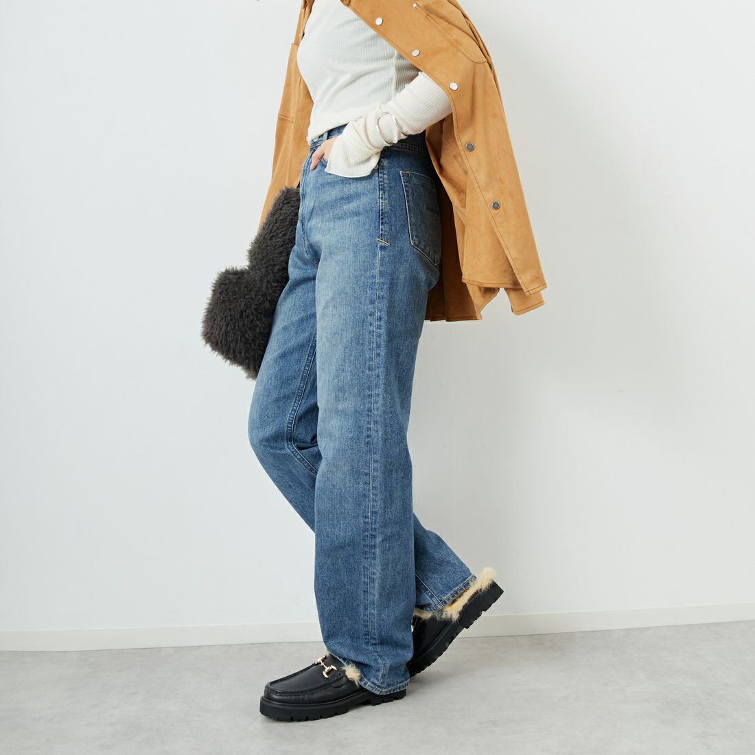 THE SHINZONE [ザ シンゾーン] スエードシャツ [25AMSBL03] 48 BROWN &&モデル身長：159cm 着用サイズ：F0&&