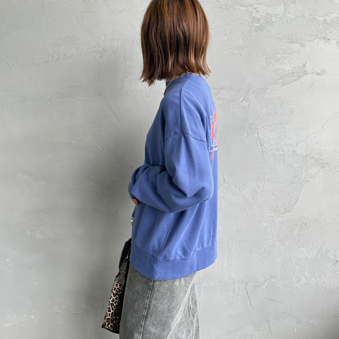 THE SHINZONE [ザ シンゾーン] CLEMENTINE スウェット [25AMSCU14] 83 BLUE &&モデル身長：158cm 着用サイズ：F0&&