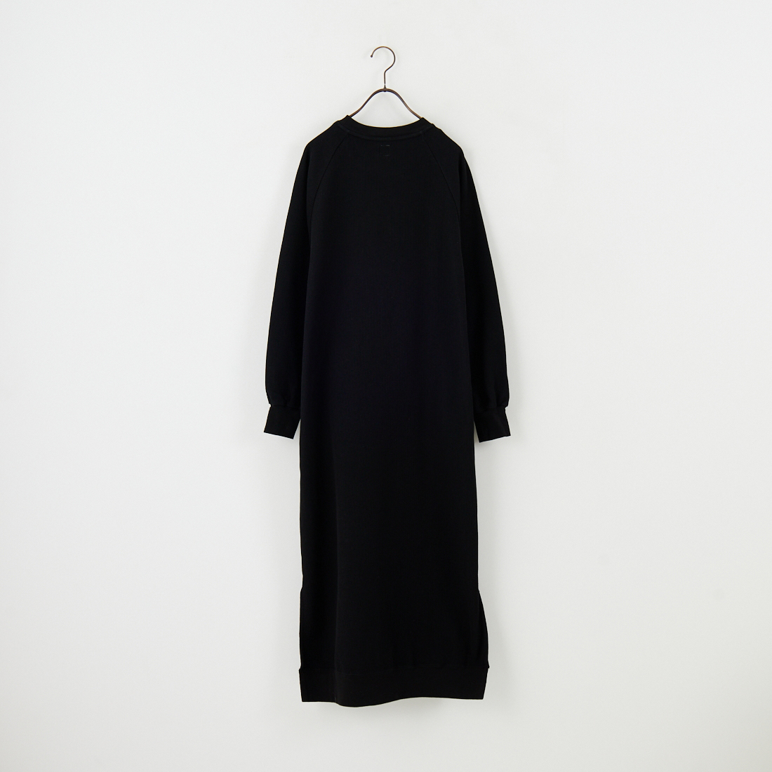 blurhms ROOTSTOCK [ブラームス ルーツストック] ラフ&スムース サーマルクルーネックドレス [BROOTS25F001W] 04 BLACK