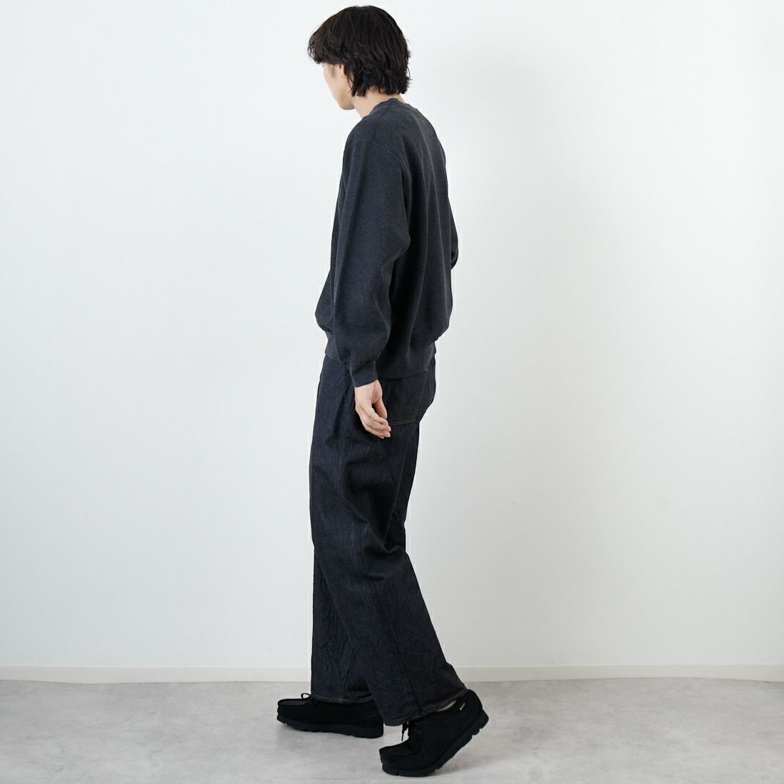 blurhms ROOTSTOCK [ブラームス ルーツストック] ラフ&スムース サーマルプルオーバー [BROOTS24F29F25] 03 H.CHARC &&モデル身長：179cm 着用サイズ：2&&