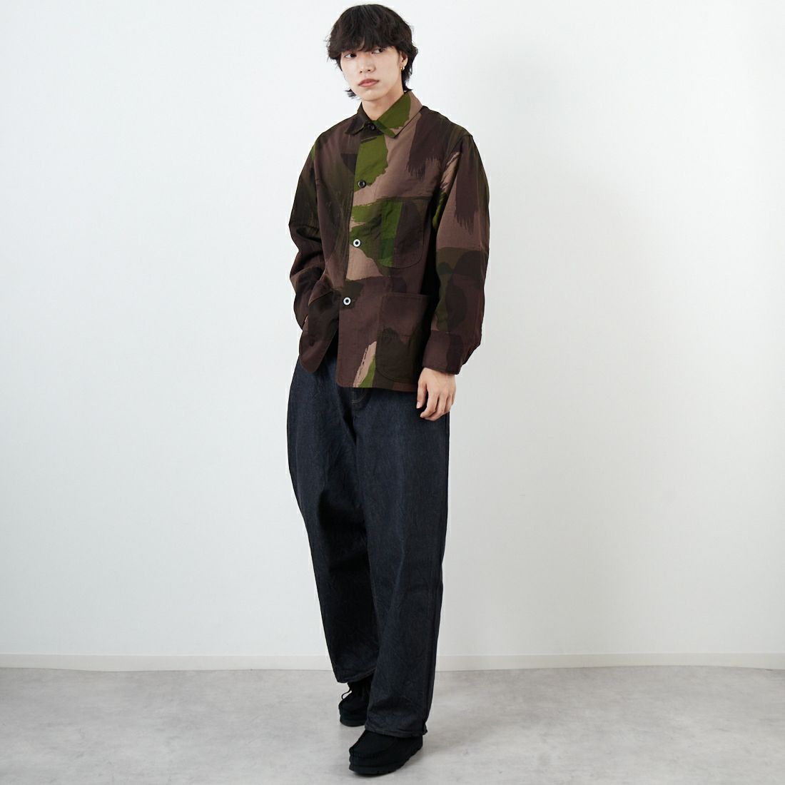 blurhms ROOTSTOCK [ブラームス ルーツストック] ブラッシュストロークカモ カバーオールジャケット [BROOTS25S6F25PT] 01 B.CAMO &&モデル身長：179cm 着用サイズ：3&&