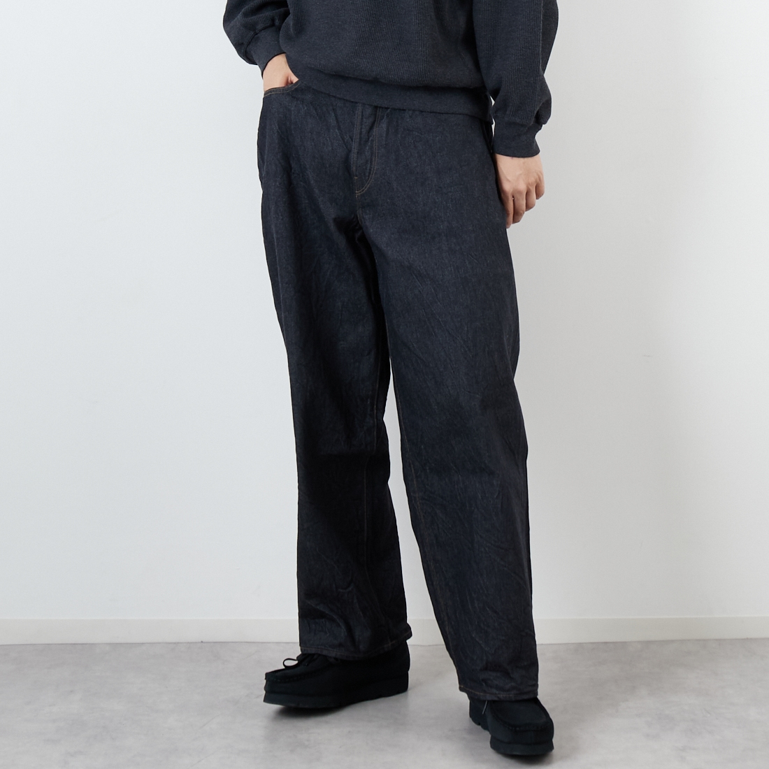 blurhms ROOTSTOCK [ブラームス ルーツストック] 13.5oz ワイドデニムパンツ [BROOTS25S8F25] 02 S.BLACK &&モデル身長：179cm 着用サイズ：3&&
