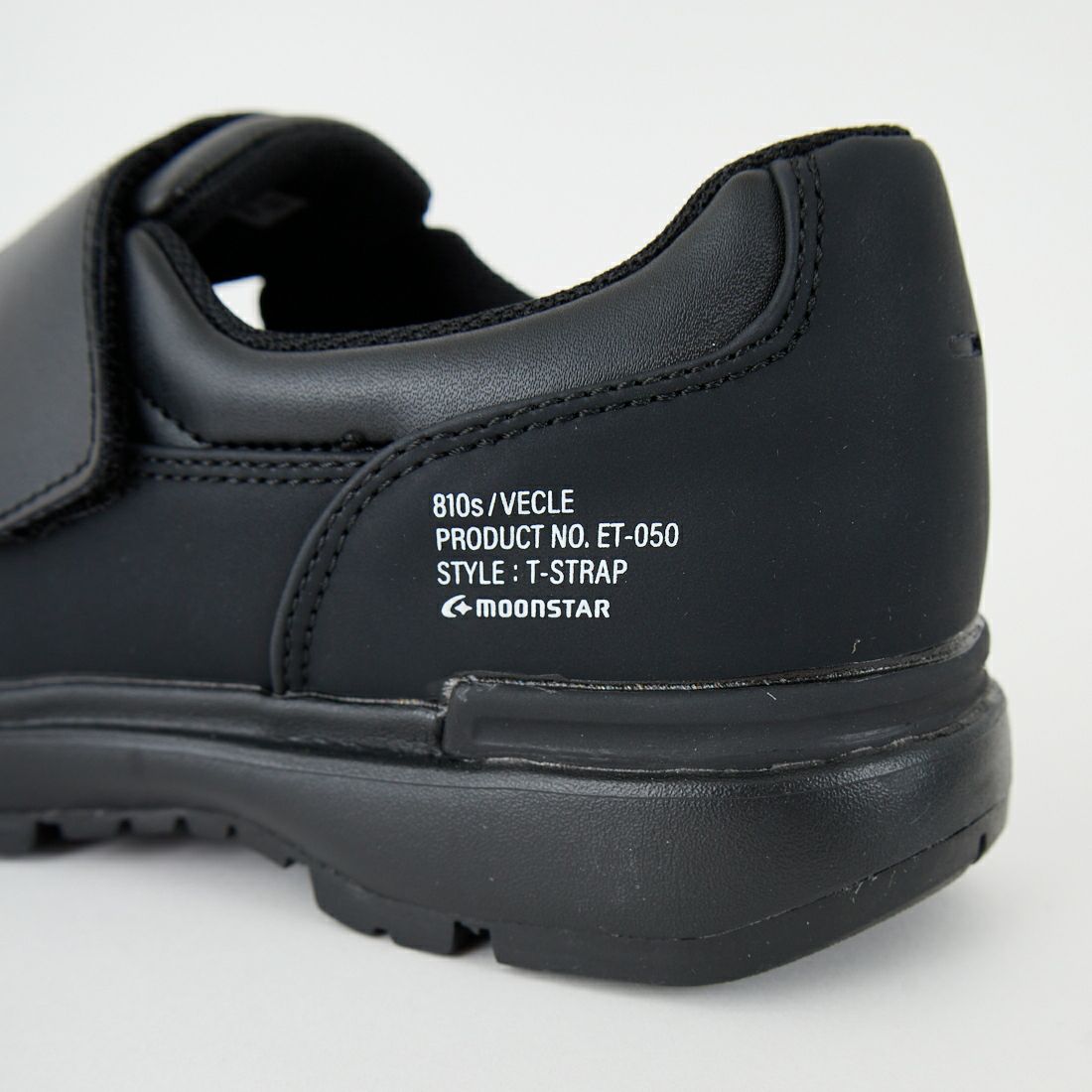 810s [エイトテンス] VECLE Tストラップシューズ [VECLE] BLACK