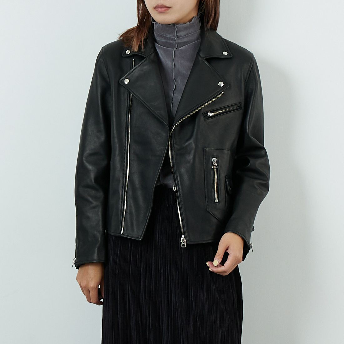 BLACK&&モデル身長：167cm 着用サイズ：3&&