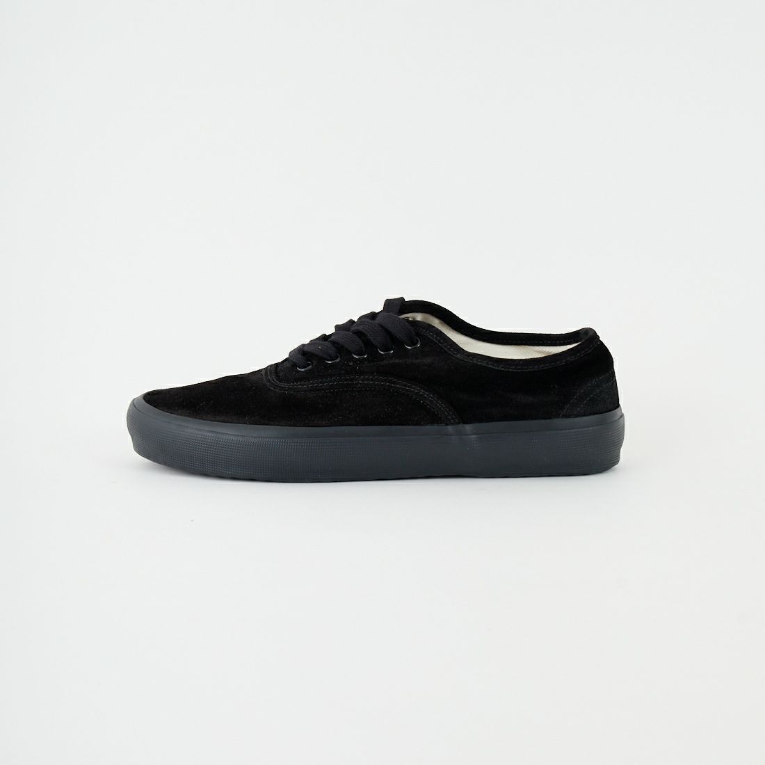 BLK SUEDE