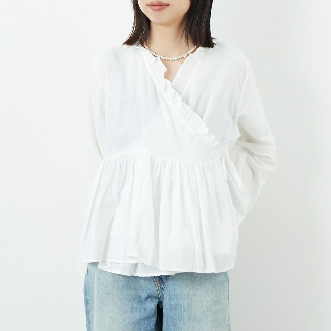 soil [ソイル] ツイルコットンカディプレインカシュクール [INMDS25701W] 9000 WHITE &&モデル身長：162cm 着用サイズ：1&&