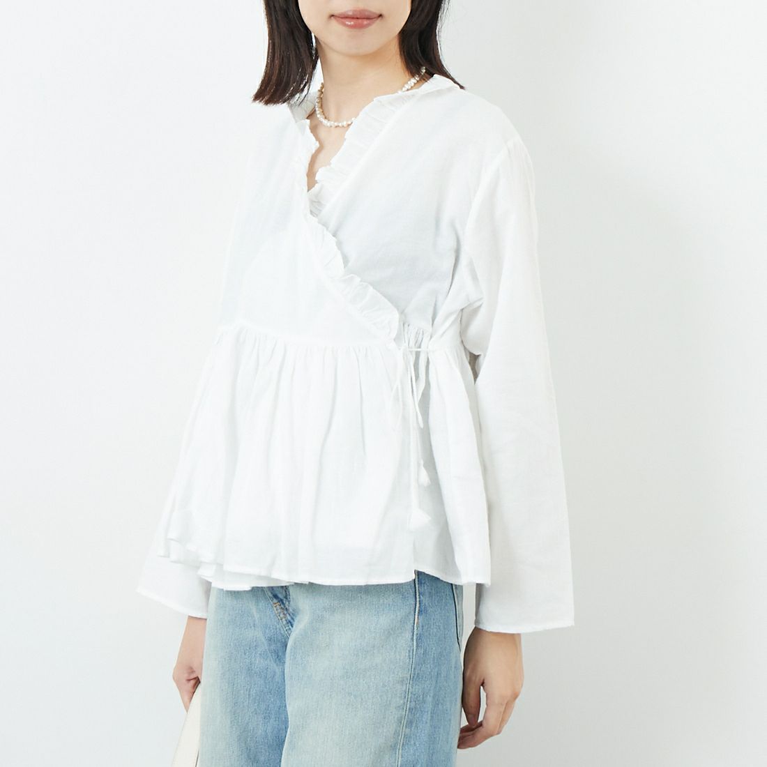 soil [ソイル] ツイルコットンカディプレインカシュクール [INMDS25701W] 9000 WHITE &&モデル身長：162cm 着用サイズ：1&&