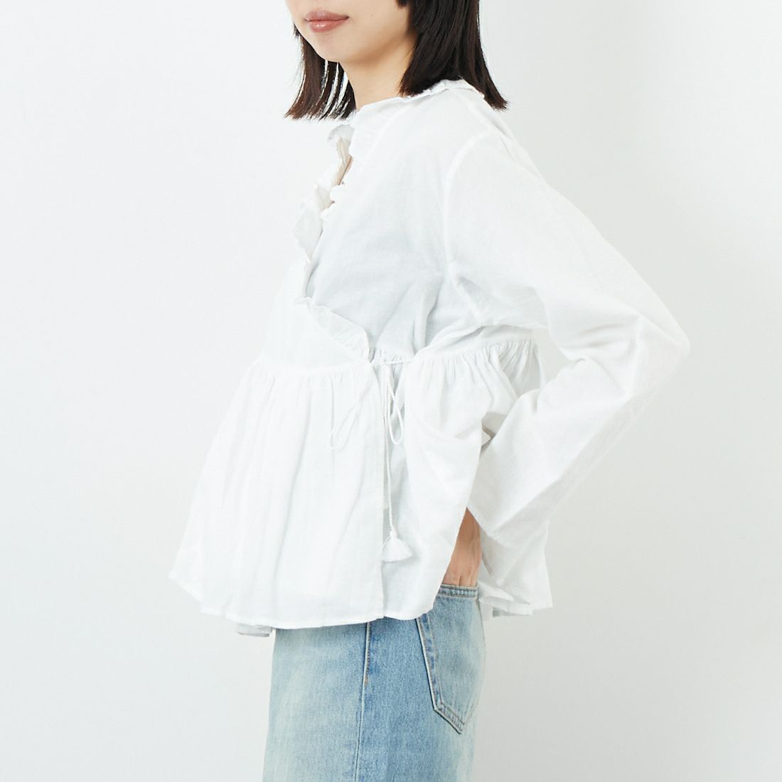 soil [ソイル] ツイルコットンカディプレインカシュクール [INMDS25701W] 9000 WHITE &&モデル身長：162cm 着用サイズ：1&&