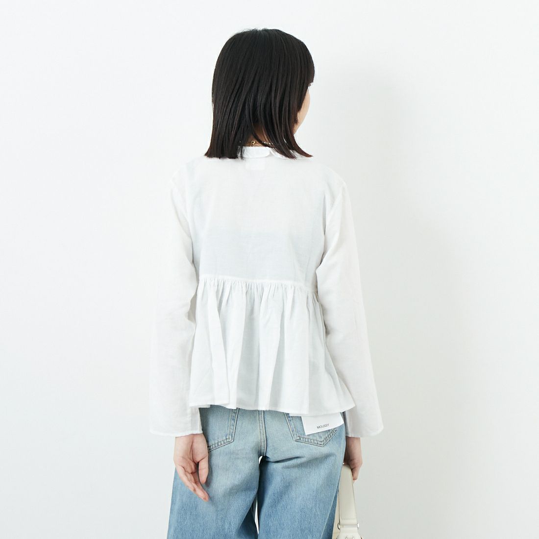 soil [ソイル] ツイルコットンカディプレインカシュクール [INMDS25701W] 9000 WHITE &&モデル身長：162cm 着用サイズ：1&&