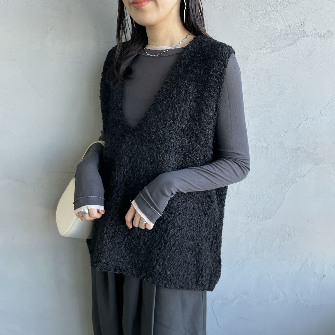 mizuiro ind [ミズイロインド] へアリーVネックベスト [3-220095