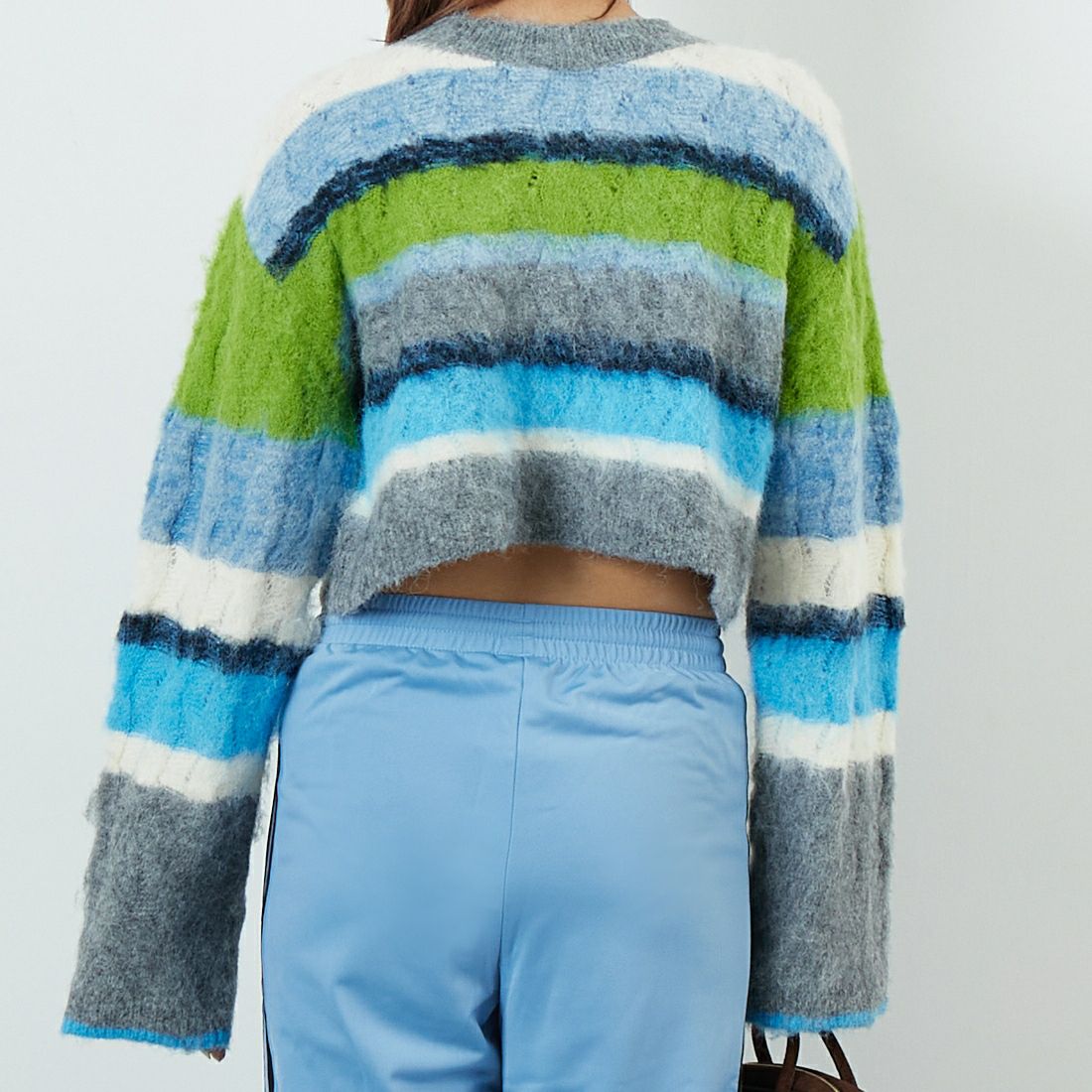 MAISON SPECIAL [メゾンスペシャル] 2WAYネックマルチボーダーニットトップス [21252365307] BLU &&モデル身長：167cm 着用サイズ：F&&