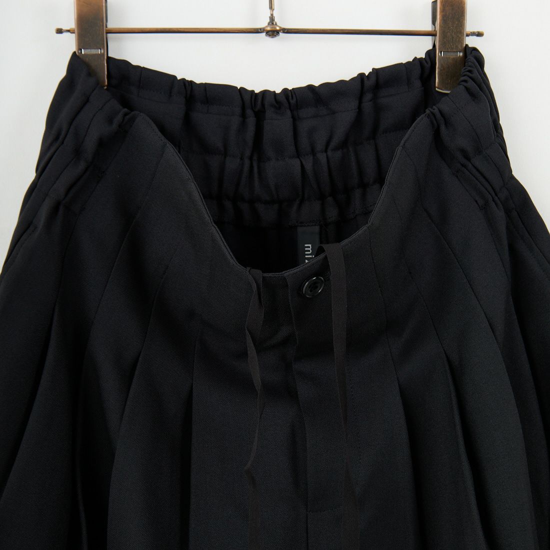 mizuiro ind [ミズイロインド] ハイウエストタックパンツ [3-260077] 99 BLACK