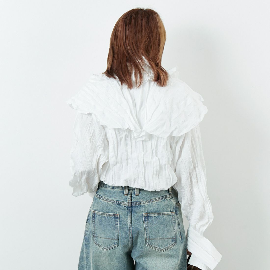 MAISON SPECIAL [メゾンスペシャル] 2WAYラッフルフリルブラウス [21252315205] WHT &&モデル身長：167cm 着用サイズ：F&&