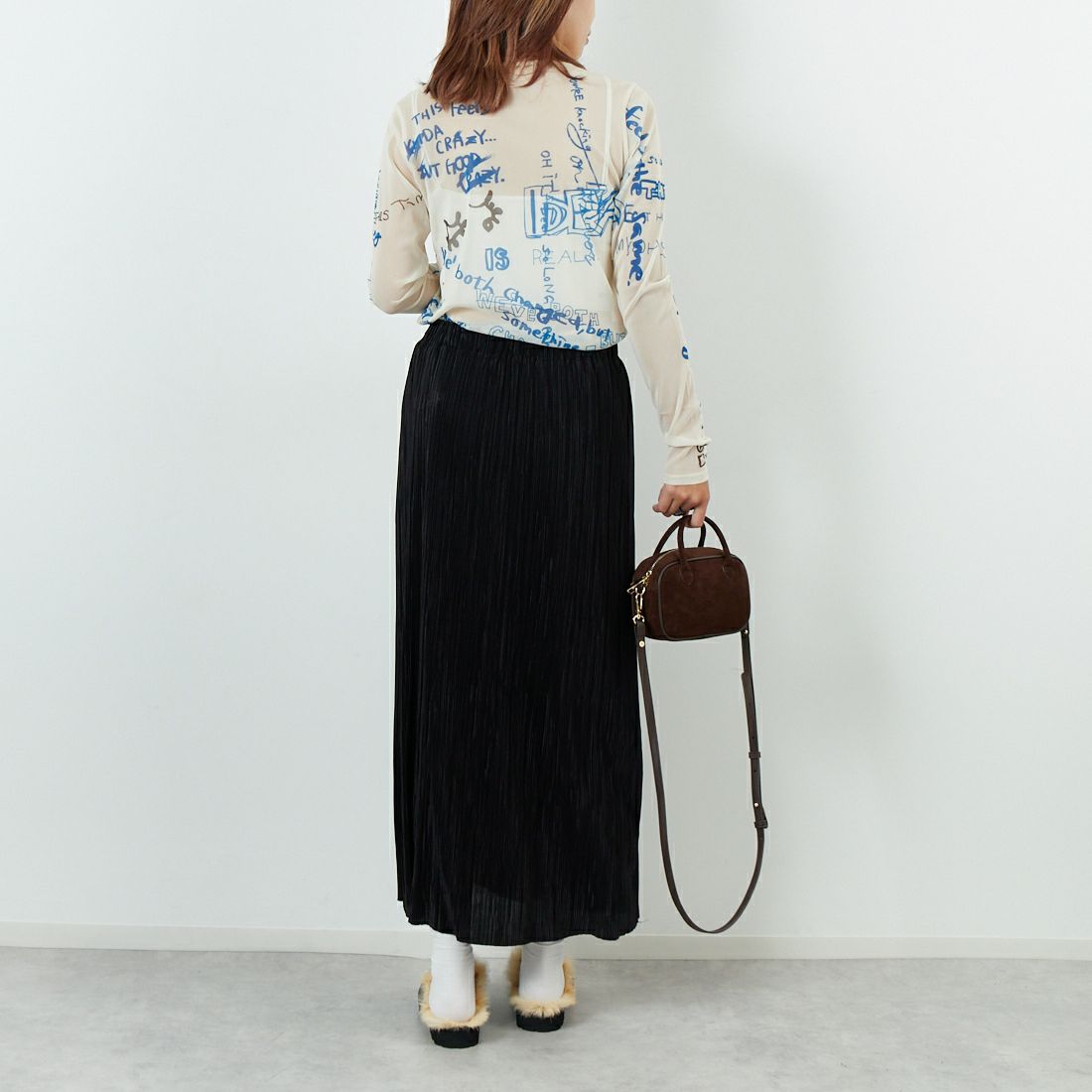 MAISON SPECIAL [メゾンスペシャル] ハンドライティングメッシュトップス [21252415311] WHT &&モデル身長：167cm 着用サイズ：F&&