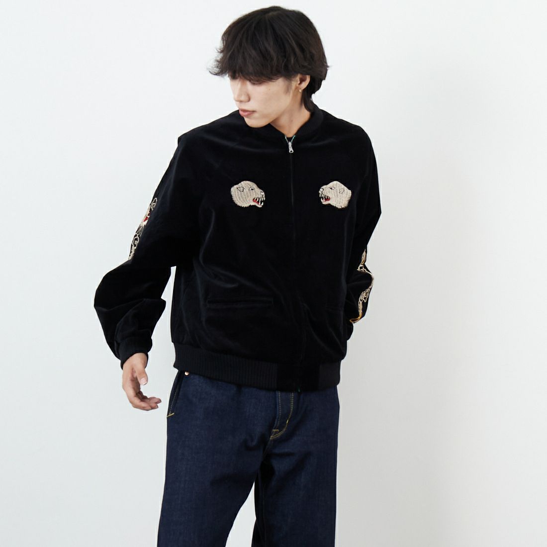 THRIFTY LOOK [スリフティールック] グリーンランド スーベニアブルゾン [TL25F002] BLK VELOUR &&モデル身長：179cm 着用サイズ：L&&