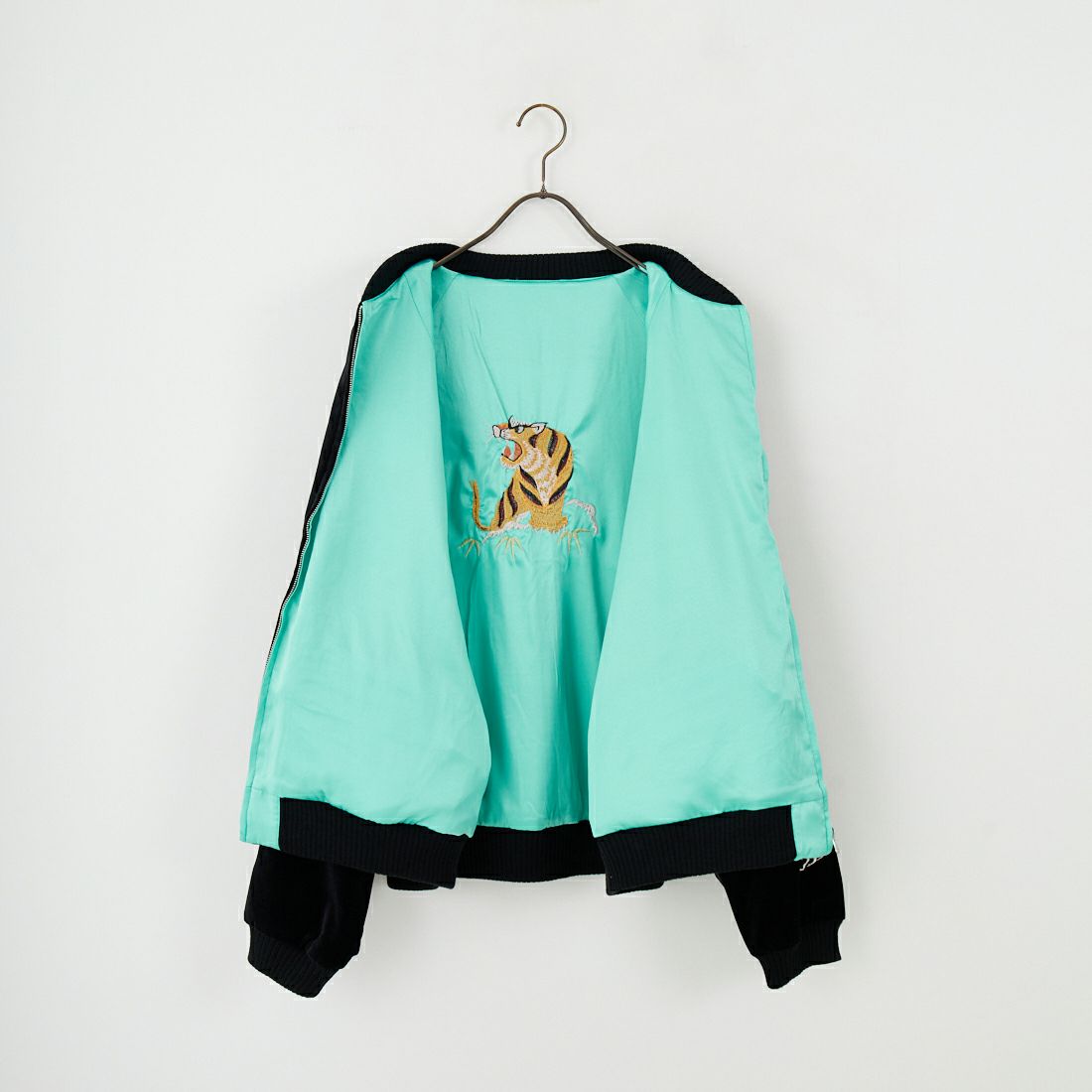 THRIFTY LOOK [スリフティールック] グリーンランド スーベニアブルゾン [TL25F002] BLK VELOUR