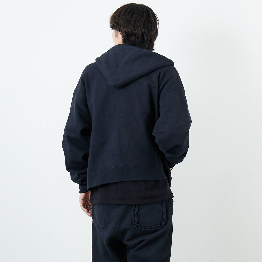 BOW WOW [バウワウ] ジップフーディ [BW252-ZH] BLACK &&モデル身長：179cm 着用サイズ：L&&