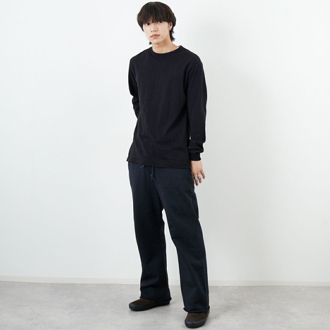 BOW WOW [バウワウ] 88/12 ロングスリーブTシャツ [BW-8L] 88/12 BLAC &&モデル身長：179cm 着用サイズ：L&&