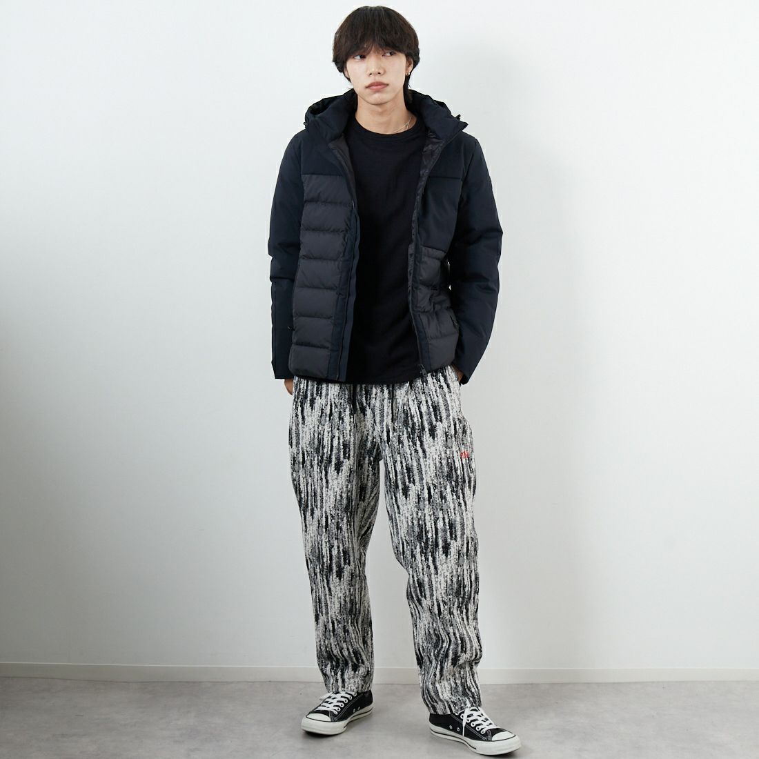 Tony Taizsun [トニータイズサン] トニー ゴブランフレアパンツ [25FW-009] BLACK &&モデル身長：179cm 着用サイズ：L&&