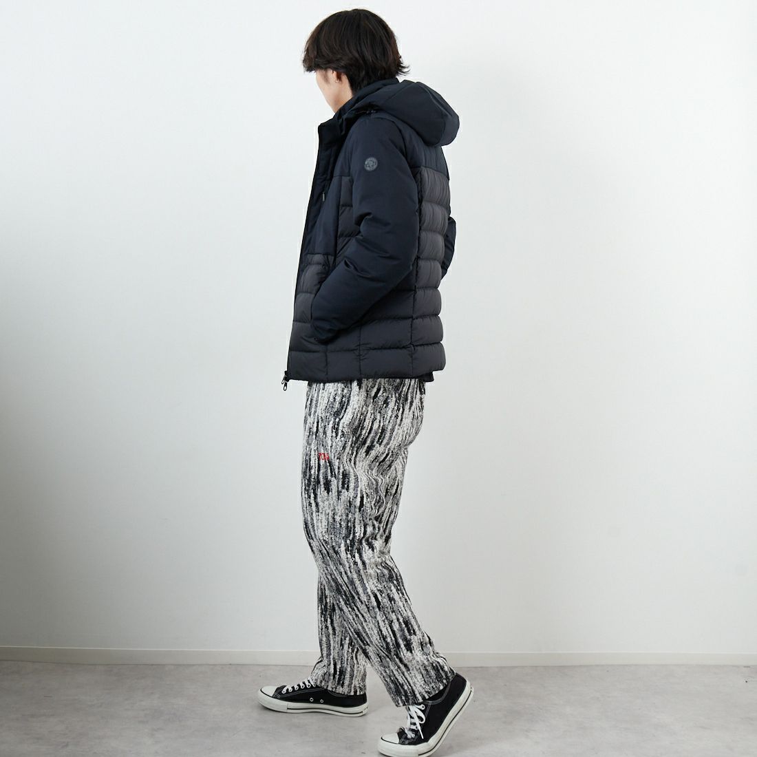 Tony Taizsun [トニータイズサン] トニー ゴブランフレアパンツ [25FW-009] BLACK &&モデル身長：179cm 着用サイズ：L&&