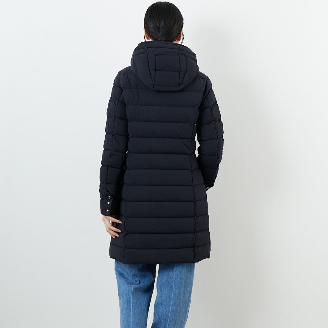CAPE HORN [ケープホーン] SANTACRUZ ダウンジャケット [B2570] 500 BLACK &&モデル身長：162cm 着用サイズ：42&&