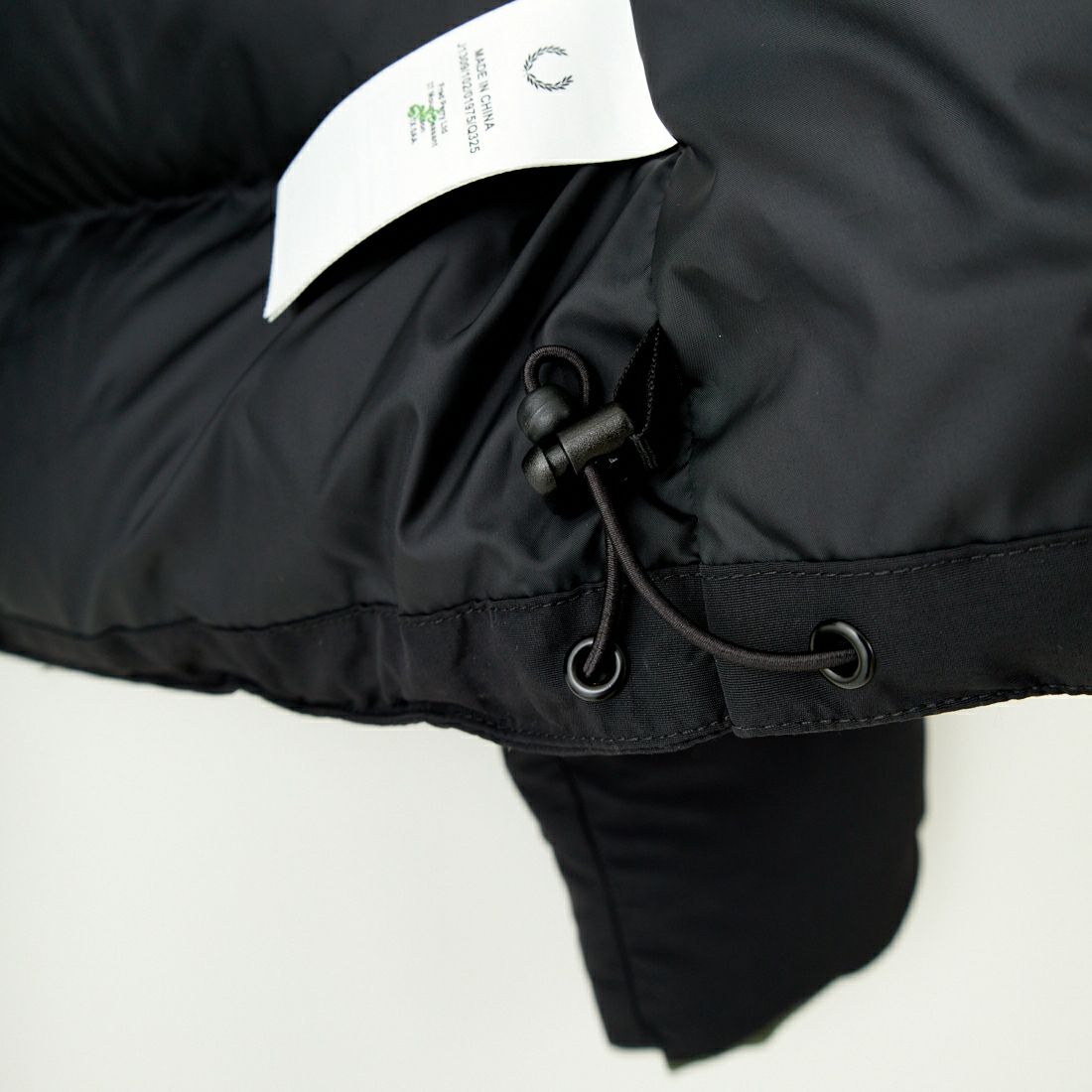 FRED PERRY [フレッドペリー] ラグランスリーブパデッドジャケット [J1309] 102 BLACK