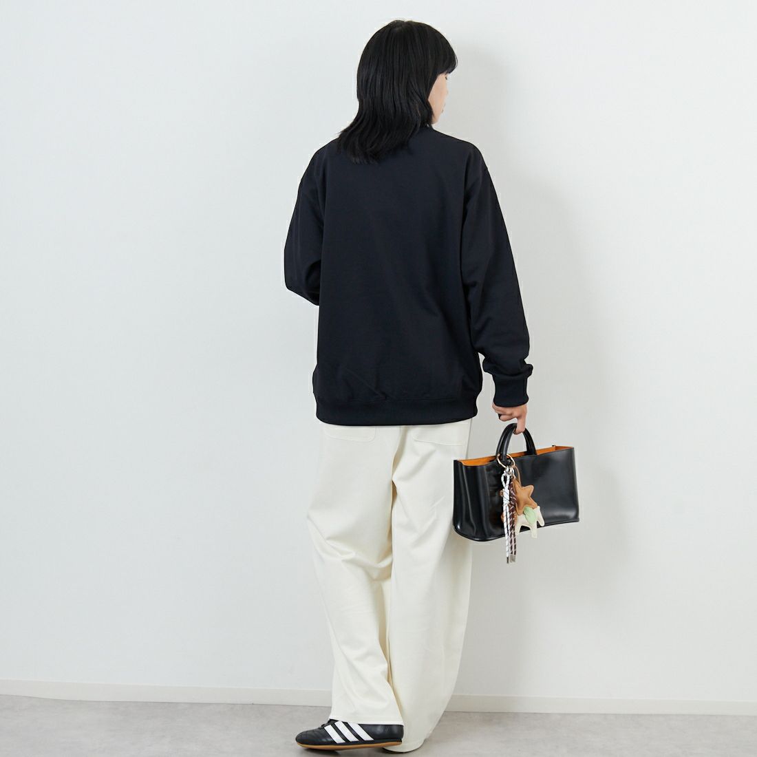 THE NORTH FACE [ザ ノースフェイス] スモールロゴヘザースウェットクルー [NT62532] K &&モデル身長：167cm 着用サイズ：S&&
