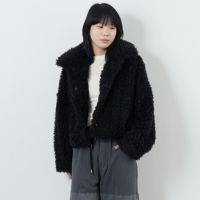 109 ﾌﾞﾗｯｸ&&モデル身長：167cm 着用サイズ：F&&