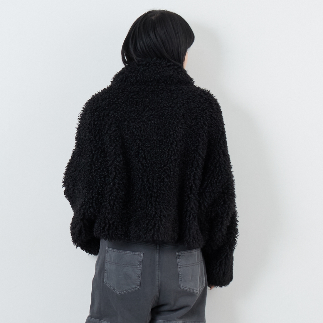 Jeans Factory Clothes [ジーンズファクトリークローズ] プードルファーショートブルゾン [330024] 109 ﾌﾞﾗｯｸ &&モデル身長：167cm 着用サイズ：F&&