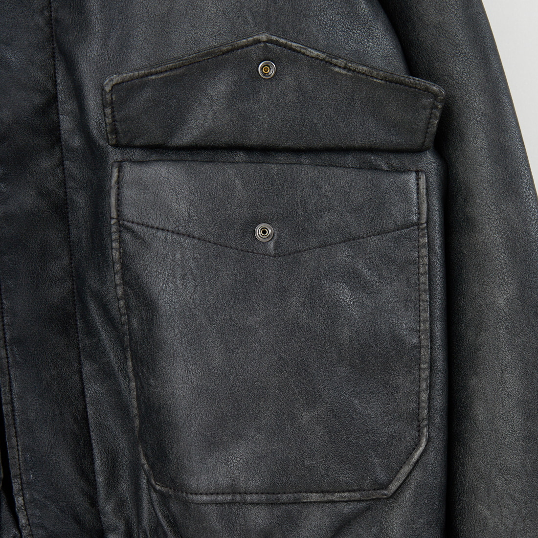 ARMY TWILL SANFORIZED [アーミーツイル サンフォライズド] 別注 ヴィーガンレザー A-2フライトジャケット [AM-2554502-INT-JF] BLACK